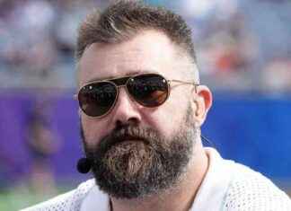 Jason Kelce emotional tribute to New Orleans terror attack victims jason-kelce-emotional-tribute-to-new-orleans-terror-attack-victims