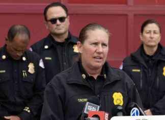 Los Angeles Fire Chief Removed After Massive Wildfires los-angeles-fire-chief-removed-after-massive-wildfires