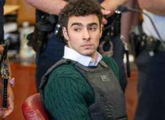 Luigi Mangione Court Appearance After UnitedHealthcare CEO Death luigi-mangione-court-appearance-after-unitedhealthcare-ceo-death