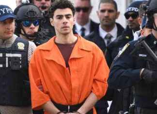 Luigi Mangione’s Court Appearance Following UnitedHealthcare CEO’s Death luigi-mangiones-court-appearance-following-unitedhealthcare-ceos-death