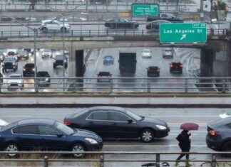 Southern California Prepares for Strongest Storm in a Year southern-california-prepares-for-strongest-storm-in-a-year
