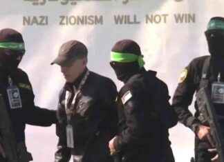 Israeli American Keith Siegel Among Three Hostages Freed by Hamas sraeli-american-keith-siegel-among-three-hostages-freed-by-hamas