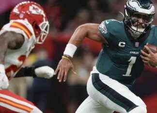 Super Bowl LIX Draws 126 Million Viewers Despite Blowout super-bowl-lx-draws-126-million-viewers-despite-blowout