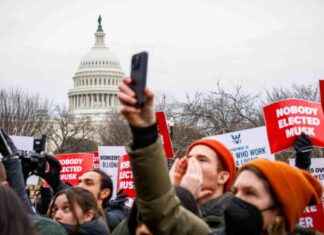 U.S. government workers face buyout deadline anxiety us-government-workers-face-buyout-deadline-anxiety