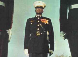 Veterans Urge Trump to Award Medal of Honor Marine Hero veterans-urge-trump-to-award-medal-of-honor-marine-hero