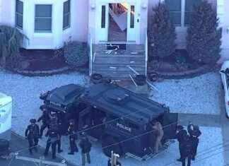 911 Call: Neighbor Shoots Husband and Wife – Blood Everywhere 911-call-neighbor-shoots-husband-and-wife-blood-everywhere