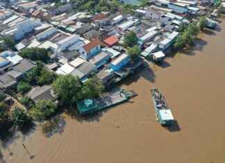 How Many Cars Fit on the Chappaquiddick Ferry? How Many Cars Fit on the Chappaquiddick Ferry?
