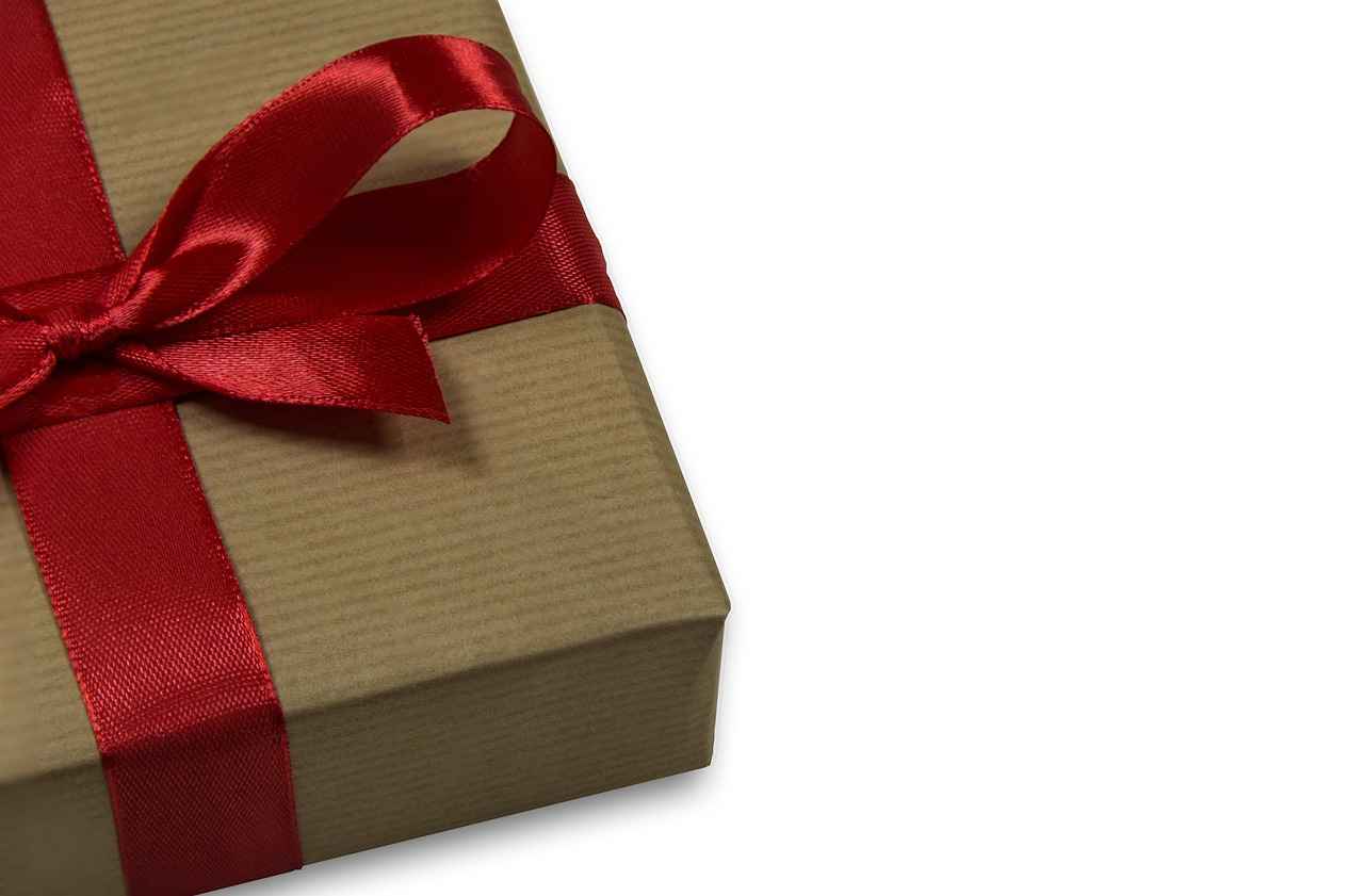 How Much Should You Give for a Bar Mitzvah Gift? 6 Etiquette Tips for Attending a Bar Mitzvah