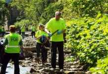 How to Remove Window Tint Residue: Simple Solutions How to Remove Window Tint Residue: Simple Solutions