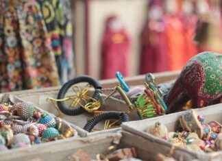 How to Search Storefronts on the Amazon App: Quick and Easy Methods How to Search Storefronts on the Amazon App: Quick and Easy Methods