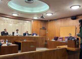 Huntington Park Residents Outraged Over Corruption Probe huntington-park-residents-outraged-over-corruption-probe