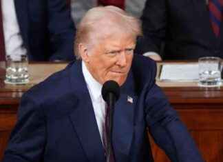 U.S. Automakers Granted One-Month Tariff Exception by Trump us-automakers-granted-one-month-tariff-exception-by-trump