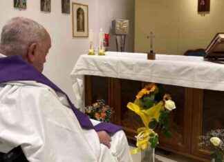 Vatican Unveils First Photo of Pope Francis in a Month vatican-unveils-first-photo-of-pope-francis-in-a-month