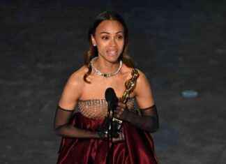 Zoe Saldaña Makes History with Oscars Win for Best Supporting Actress zoe-saldaa-makes-history-with-oscars-win-for-best-supporting-actress