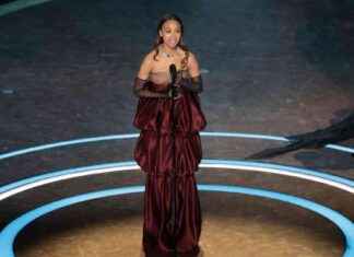 Zoe Saldaña’s Emotional Oscar Speech Honoring Immigrants zoe-saldaas-emotional-oscar-speech-honoring-mmigrants