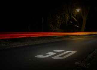 Borussia Mönchengladbach vs Bayern Munich Lineups – Confirmed Teams & Match Analysis Borussia Mönchengladbach vs Bayern Munich Lineups – Confirmed Teams & Match Analysis