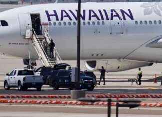 Arrested Navy Technician Accused of False Bomb Threat on Hawaiian Airlines Flight arrested-navy-technician-accused-of-false-bomb-threat-on-hawaiian-airlines-flight