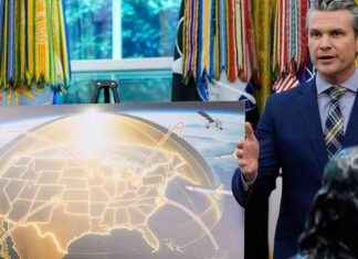 Defense Secretary Announces Pay Raises for Army Paratroopers defense-secretary-announces-pay-raises-for-army-paratroopers