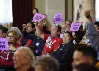 Los Angeles City Council Approves $30 Minimum Wage for Hotels los-angeles-city-council-approves-30-minimum-wage-for-hotels