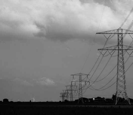 Snowbreak Locate Uninterruptible Power Supply Snowbreak Locate Uninterruptible Power Supply