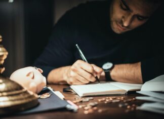 LessInvest.com Secrets: How To Maximize Returns With Smart Investments