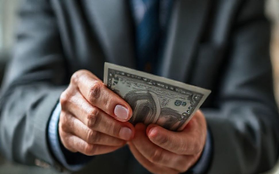 A Step-by-Step Guide to Managing Credit Wisely in Tough Times*